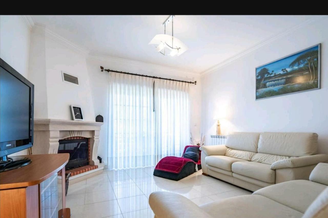 Enya Appartement Mafra Buitenkant foto