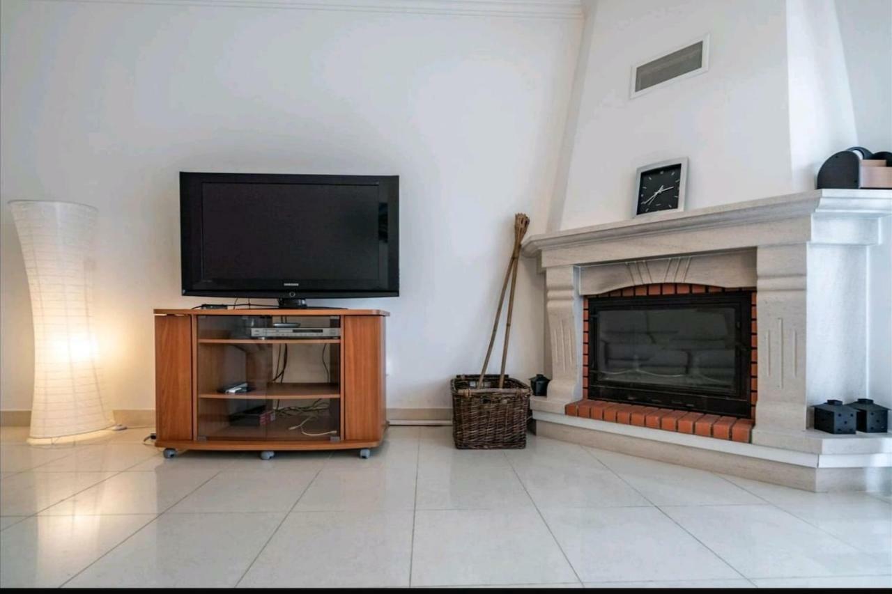 Enya Appartement Mafra Buitenkant foto